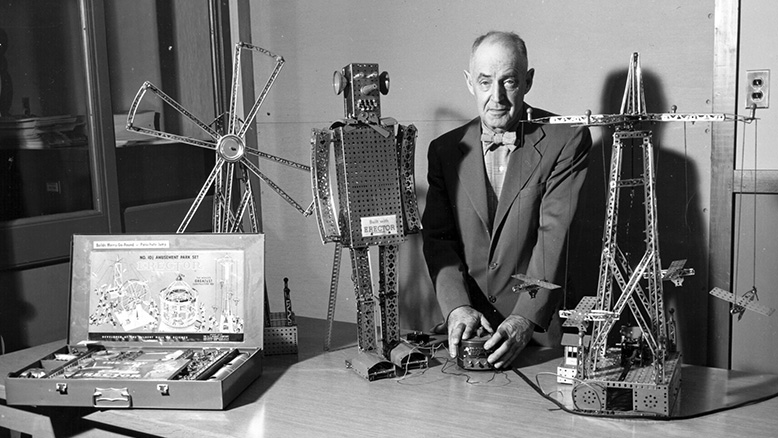 Alfred Carlton Gilbert was an American inventor, athlete, magician, toy maker and businessman. As the founder of A. C. Gilbert Company, Gilbert was known for inventing the Erector Set. And he was die-hard hunter as well. ​​​​​​​