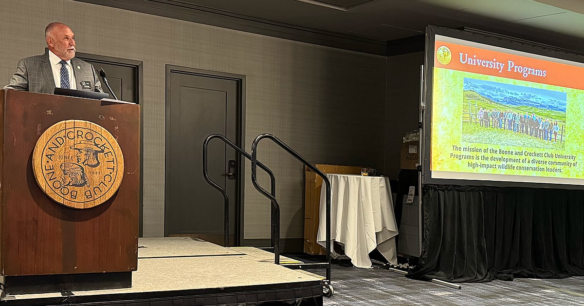 B&C Regular Member and Executive Vice President of Conservation, Steven Leath, gave the keynote speech.