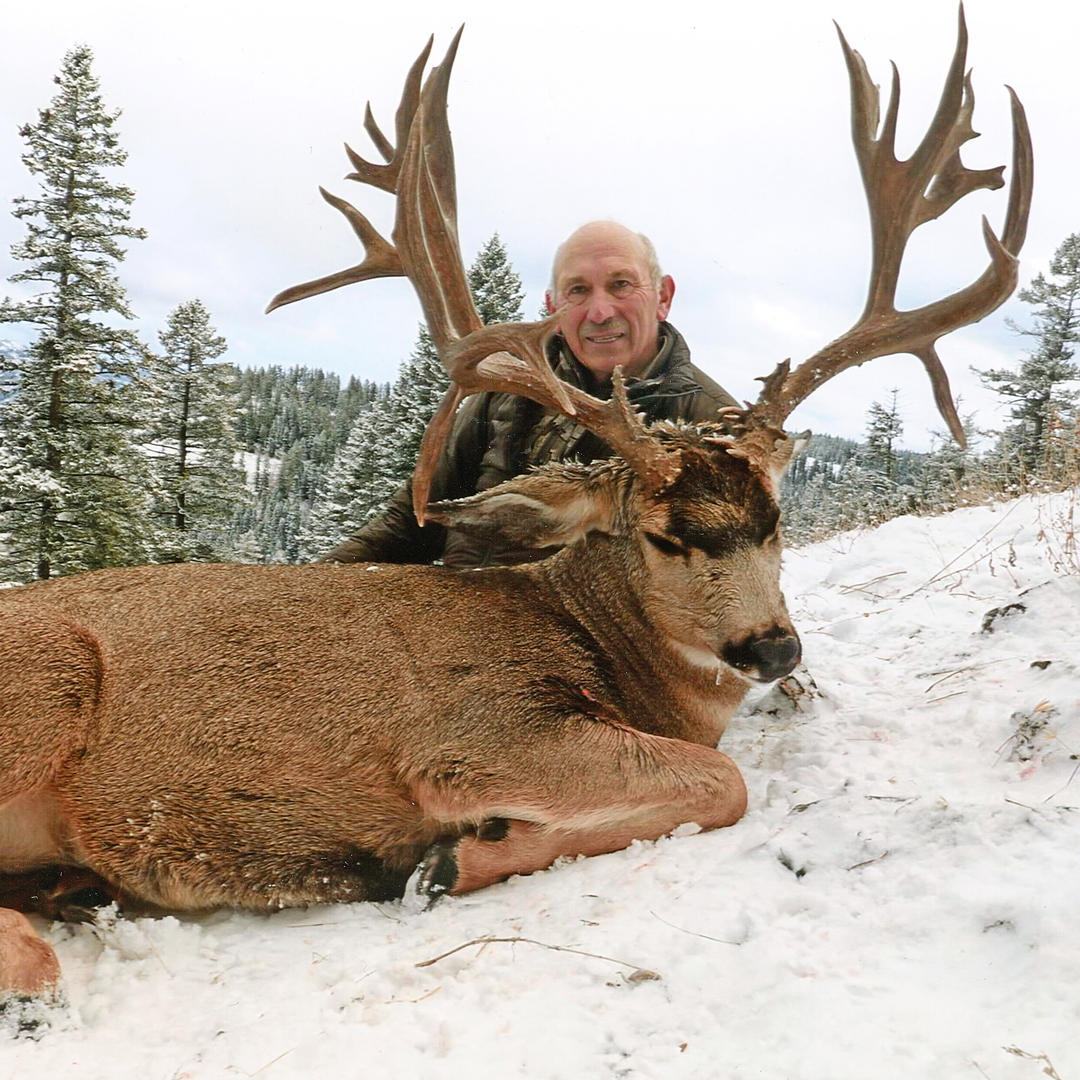 Mike Carpinito with his harvested non-typical mule deer
