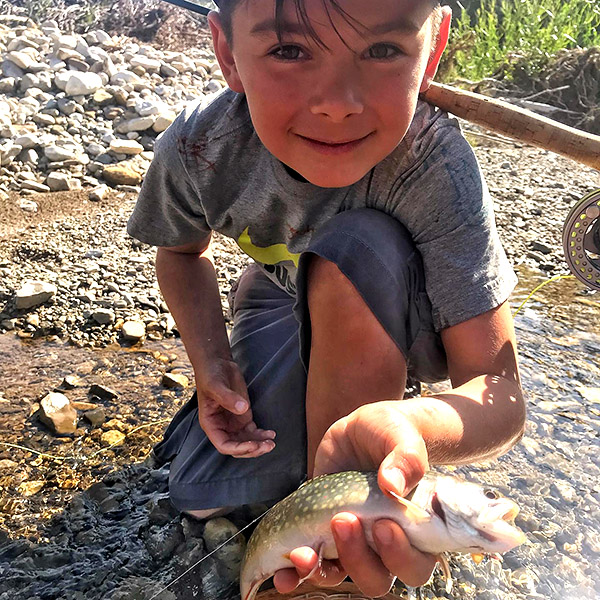 oac23_activitiesfishing2.jpg