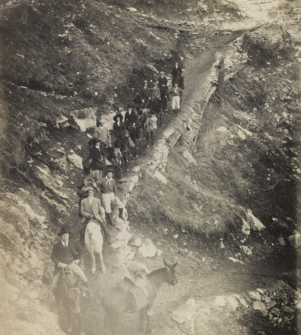 spotlight-lacey-tr_grandcanyon1911-35835u.jpg
