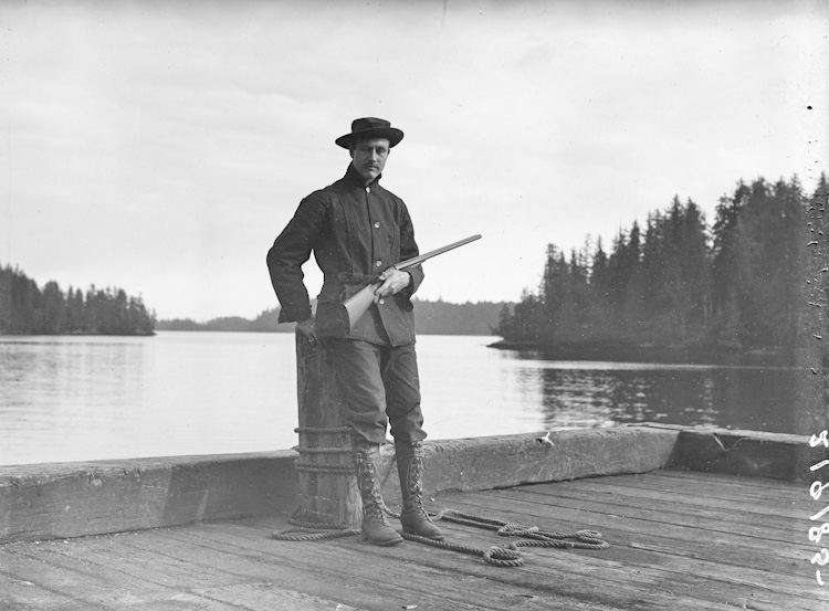 spotlightandrews-vancouverisland1908.jpg